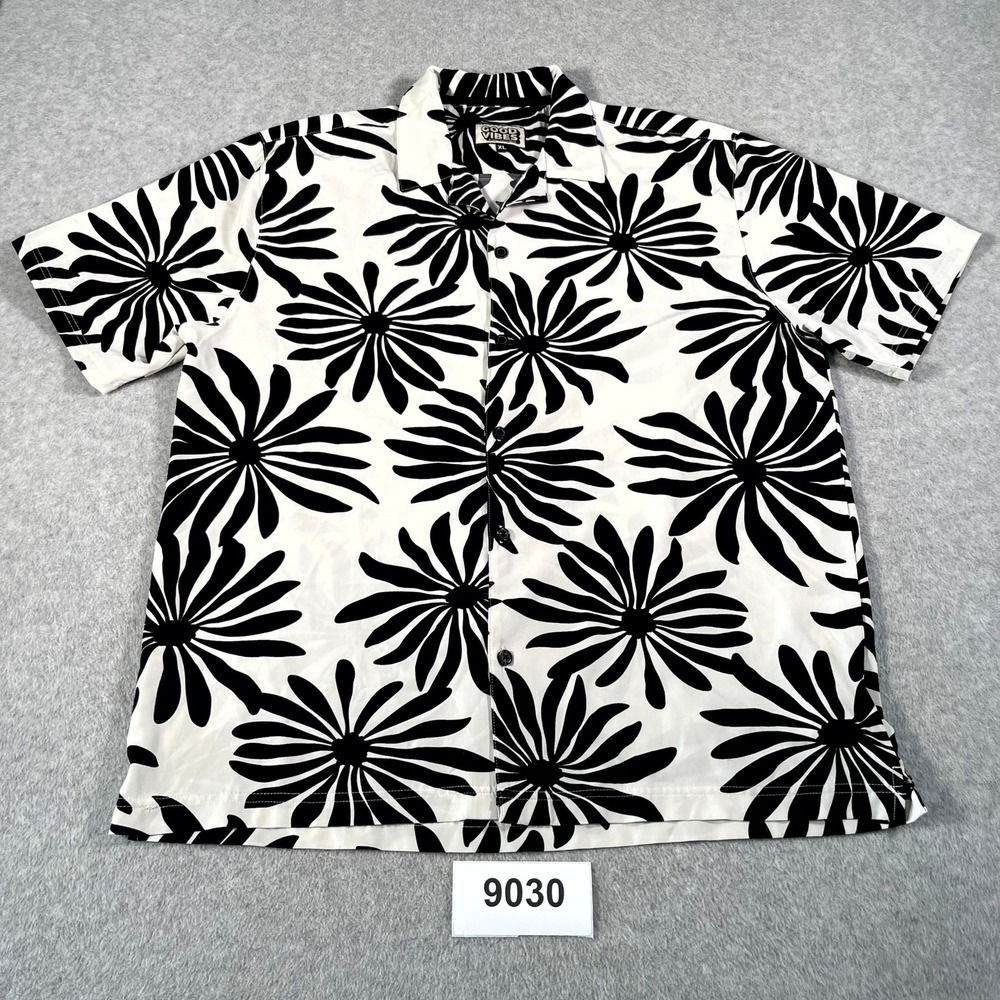 Good Vibes Hawaii Shirt Mens XL White Black Printed Side Slit Collar Button Up